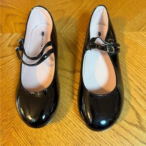 Girls Black Patent Mary Jane School Shoes